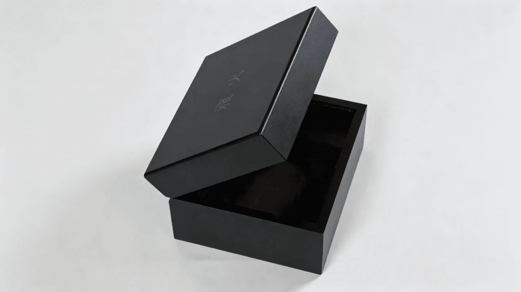 Black Cardboard for Luxury Gift Box Packaging Material with High Stiffness and Premium Surface Finish