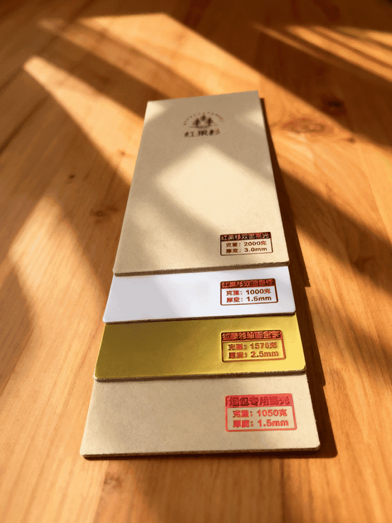 Red Cedar composite paperboard with reinforced strength.