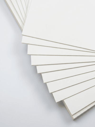 Coated SBS paperboard manufacturer supplying high stiffness white paperboard for premium packaging